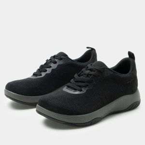 In8 All Black Shoe
